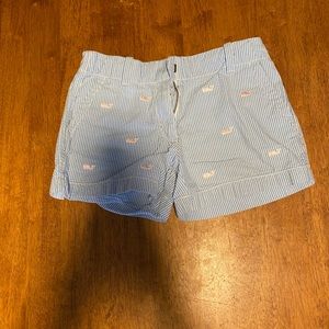 Vineyard vine shorts!